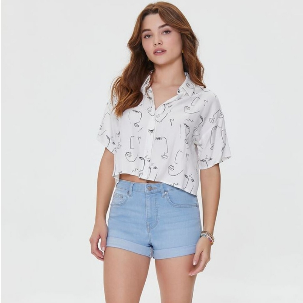 4/$25 High Rise curvy denim shorts, size 30